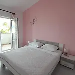 Anka Pag Appartement