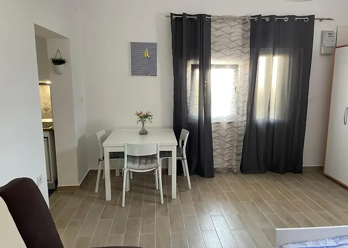 شقة Anka Pag