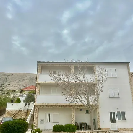 Anka Pag Apartment Pag Town
