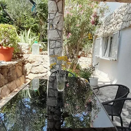 Apartment Anka Pag Pag Town