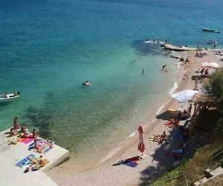 Anka Pag Apartment *