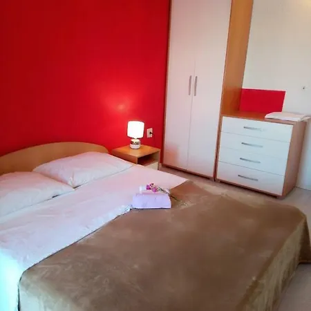 Anka Pag Apartment Pag Town