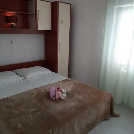 Apartment Anka Pag *