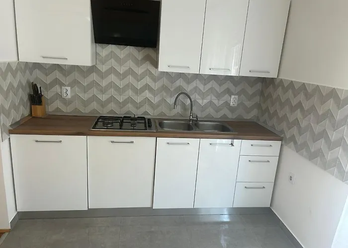 Anka Pag Apartmán *