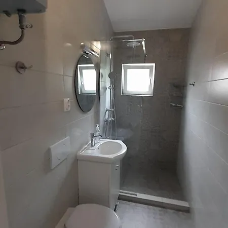 Anka Pag Appartement